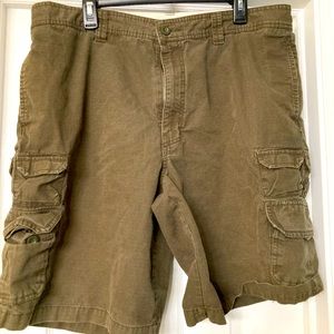 Mens Olive Cargo Shorts
